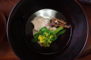お食い初めすまし汁 鶏くずたたき・五木赤大根・博多金時・白菜菜花.jpg