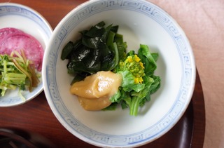 お食い初め・菜花・若布酢味噌和え.jpg