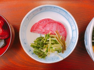 お食い初め香の物 五木赤大根と佐久間水菜.jpg