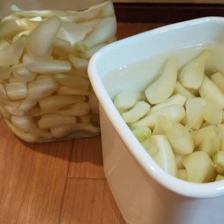 平川さんらっきょう塩漬け.jpg
