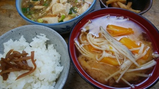 昼ご飯2月12日.jpg