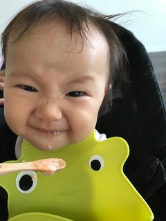 荒井景子 2女岩崎人参笑顔.jpg