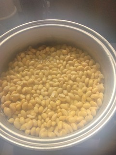 1日茹でた大白大豆.jpg