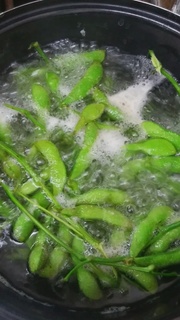 21日畔豆茹でてるよ.jpg